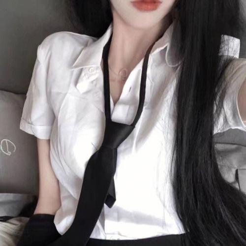清潭告别 海报
